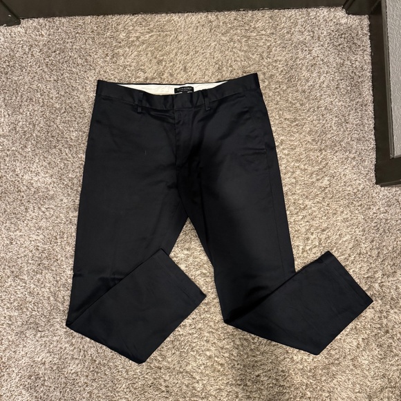 Banana Republic Skinny Fit Chino - Picture 1 of 3